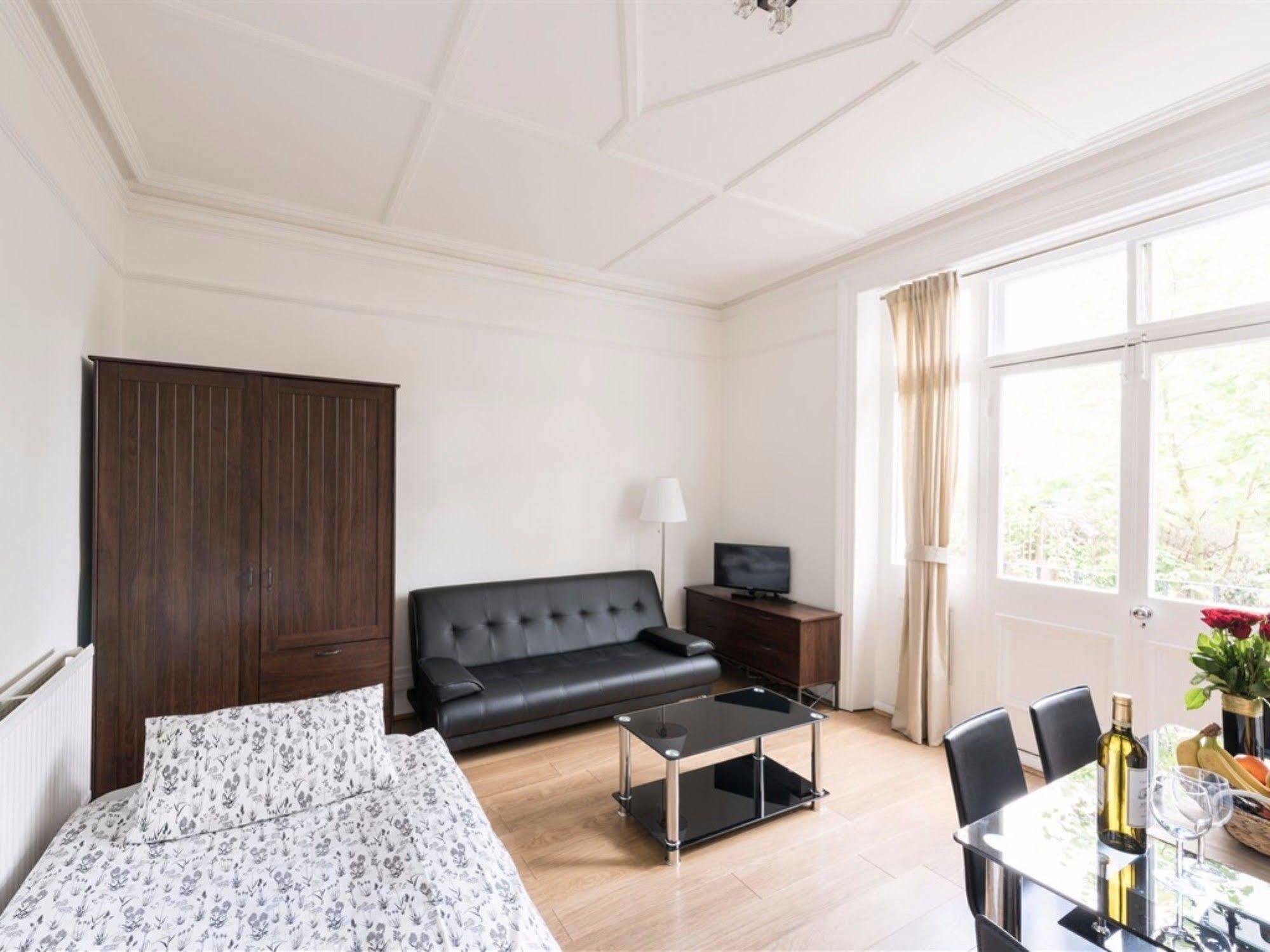 Kensington Apartments リッチモンド エクステリア 写真