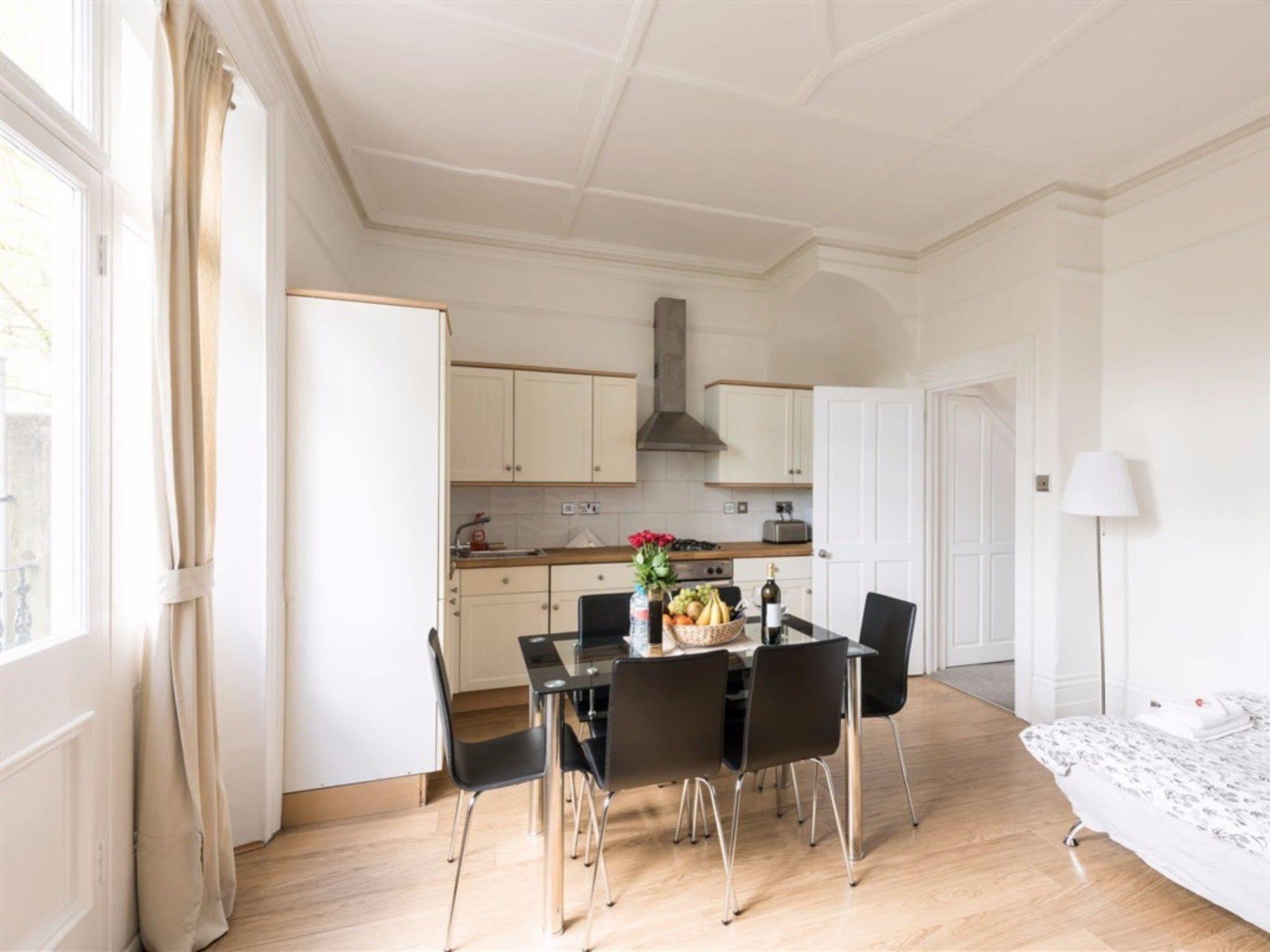Kensington Apartments リッチモンド エクステリア 写真