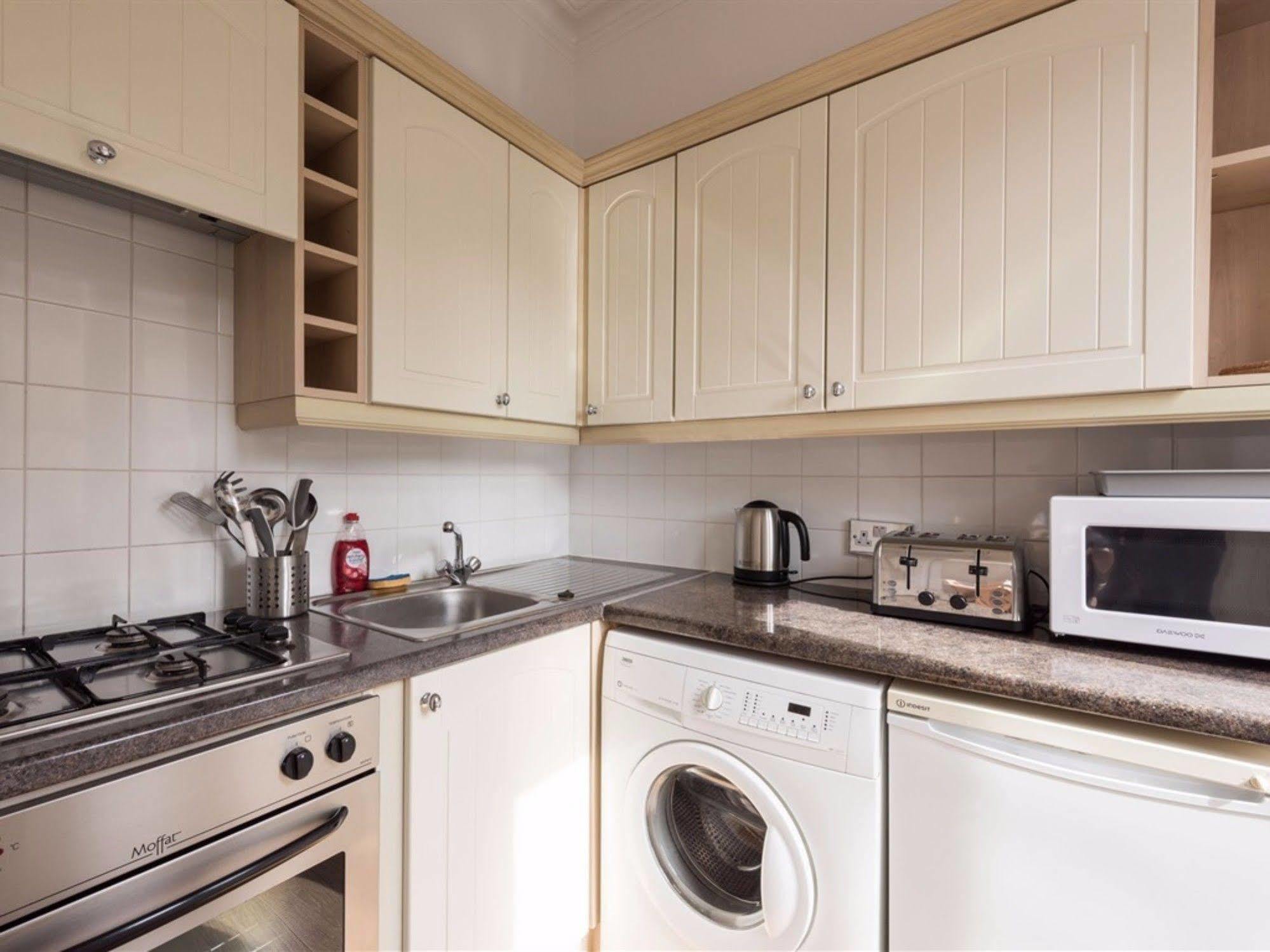 Kensington Apartments リッチモンド エクステリア 写真